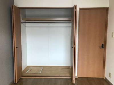 【収納】 | ポルトファミリア | 収納