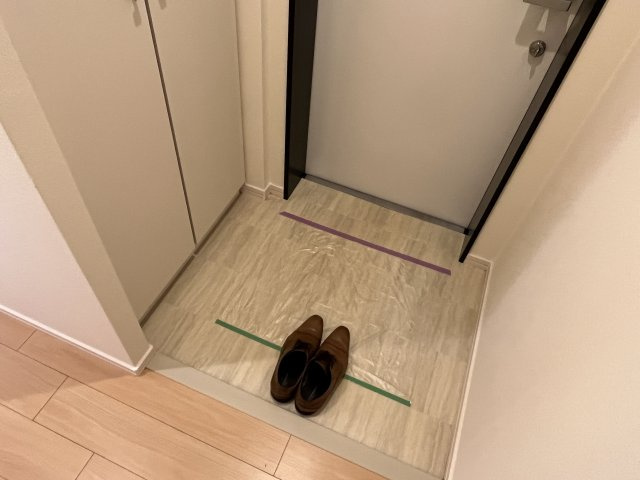 ウィステリア落合の玄関