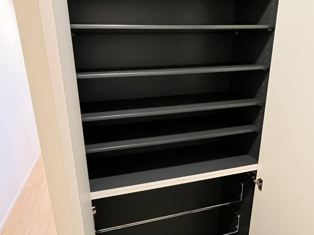 ウィステリア落合の玄関