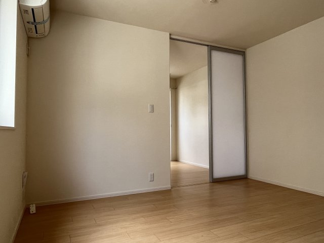 ウィステリア落合の居間・リビング