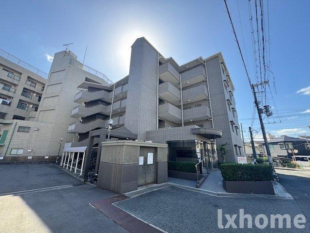 パセオ南茨木の外観|おしゃれな外観です