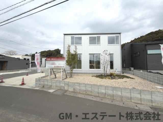 東諸県郡国富町大字木脇　中古住宅（未入居）（B号棟）