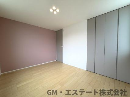 東諸県郡国富町大字木脇　中古住宅（未入居）（B号棟）の洋室