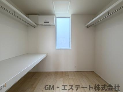 東諸県郡国富町大字木脇　中古住宅（未入居）（B号棟）の収納