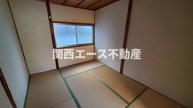 【寝室】 | 江瀬美町貸家