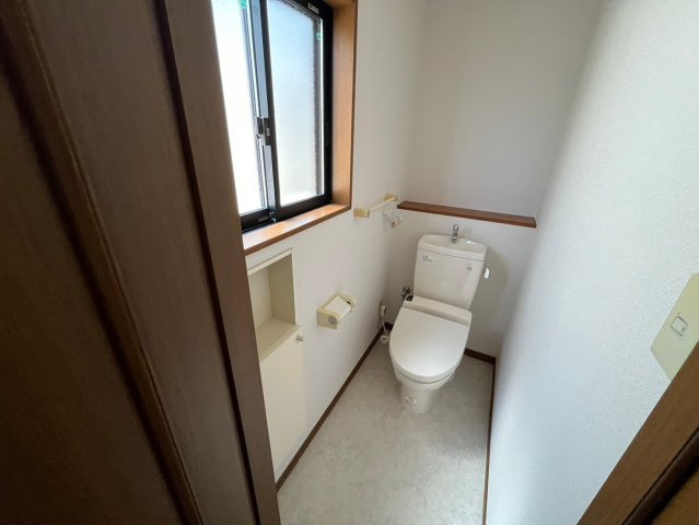 清水町戸建のトイレ