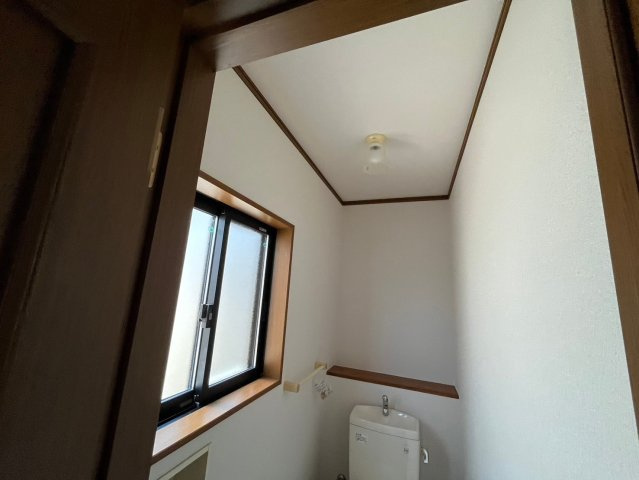 清水町戸建のトイレ