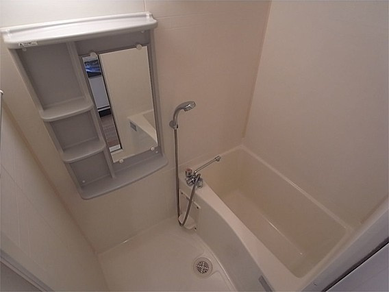 エステムコート神戸ハーバーランド前3コスタリティの浴室