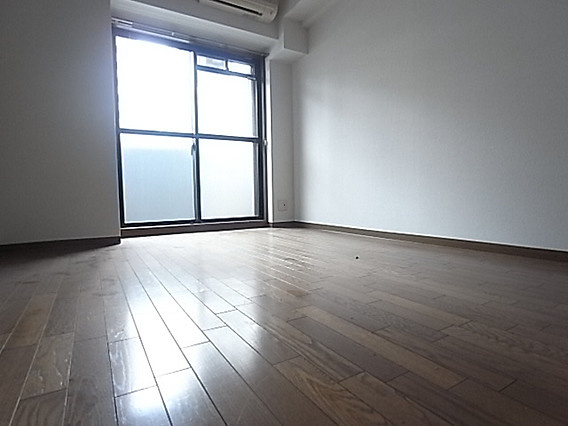 エスリード三宮第2の洋室