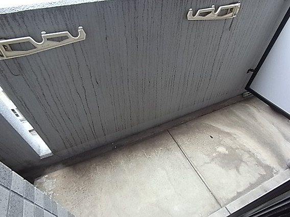 エスリード三宮第2のバルコニー