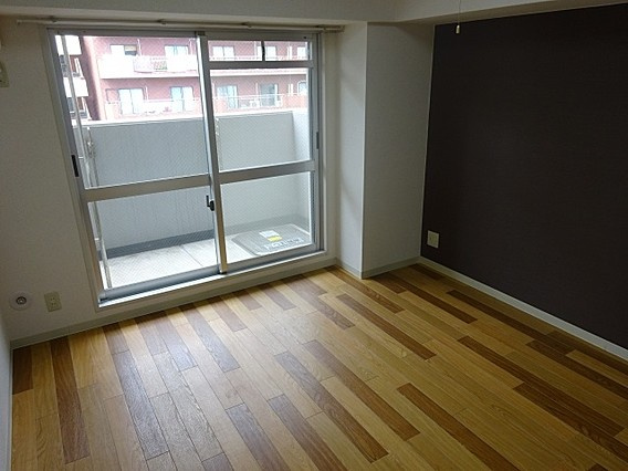 SANKO　セレブコートの居間・リビング