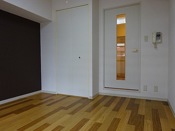 SANKO　セレブコートの居間・リビング