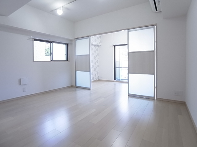 STELLA LUCE北野坂の居間・リビング