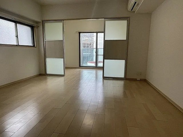 STELLA LUCE北野坂の居間・リビング