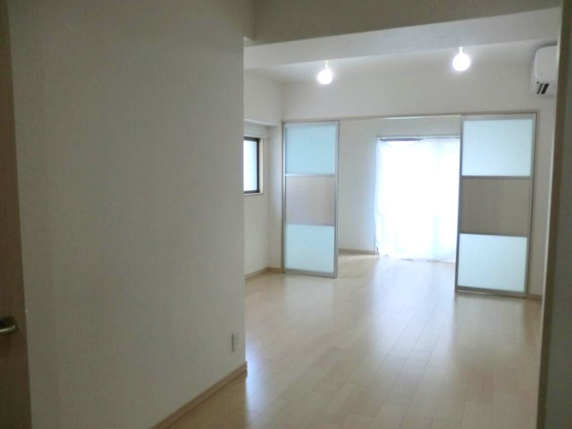 STELLA LUCE北野坂の居間・リビング