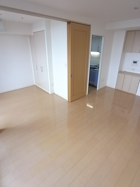 プレミスト神戸ハーバーレジデンスの居間・リビング