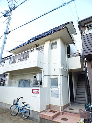 サンライフ灘北の外観