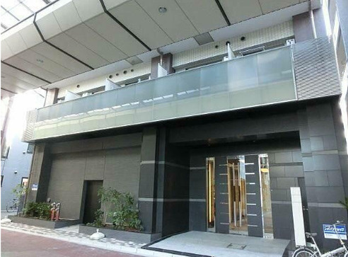 ブレシア新御徒町のエントランス