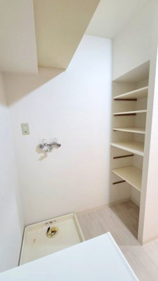 【脱衣所】 | イトーピア夙川結善町 | 洗濯機置場、洗面所収納