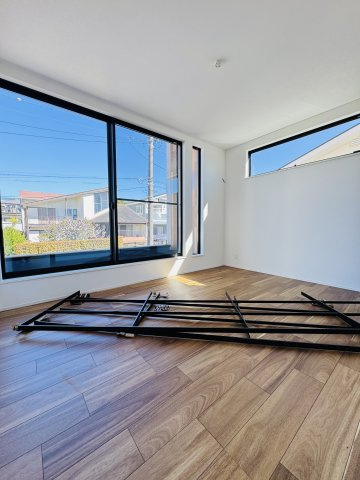 SEA BREEZE RESIDENCE 片瀬山の洋室