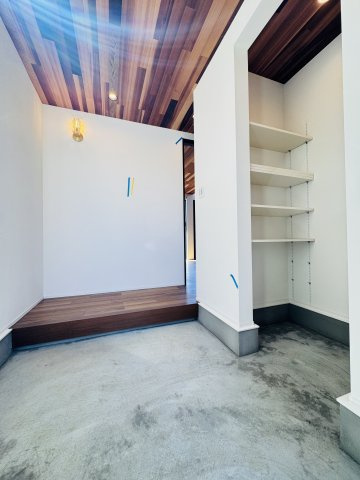 SEA BREEZE RESIDENCE 片瀬山の玄関