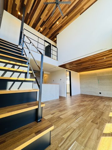 SEA BREEZE RESIDENCE 片瀬山の居間・リビング