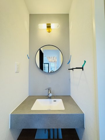 SEA BREEZE RESIDENCE 片瀬山の独立洗面台