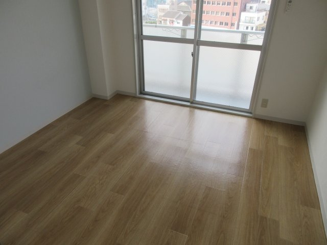 Wins Akashiの洋室