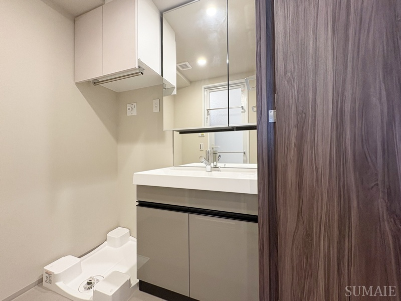 ルフォンプログレ赤羽マークスの独立洗面台|スペースが確保できる洗面所です