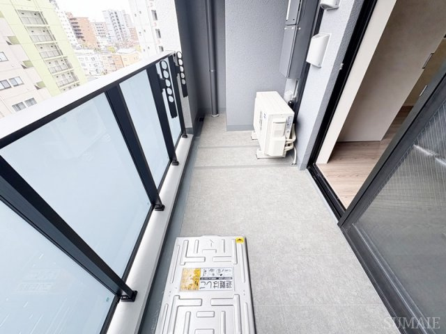 ルフォンプログレ赤羽マークスのバルコニー|暖かな日差しのふりそそぐバルコニー