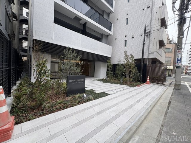 ルフォンプログレ赤羽マークスのエントランス|毎日通るエントランスはこのようになっています