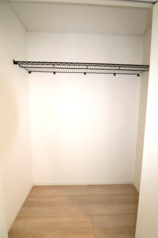 諏訪野町新築戸建の洋室