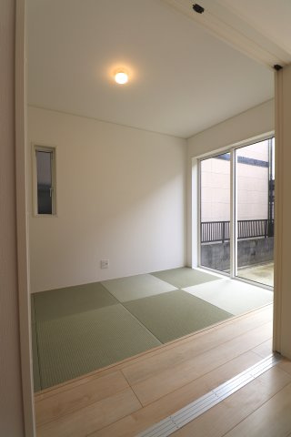 諏訪野町新築戸建の和室