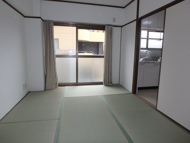 サニーライフ住吉の和室