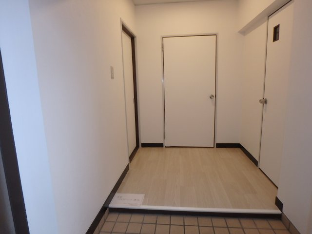 サニーライフ住吉の玄関