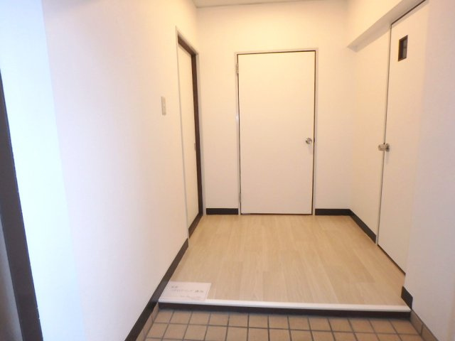 サニーライフ住吉の玄関