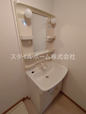 【洗面所】 | ユトリロ忠興B | イメージ写真です。
