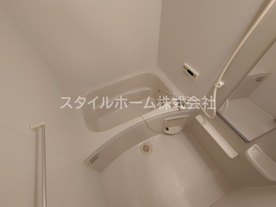 【浴室】 | ユトリロ忠興B | イメージ写真です。