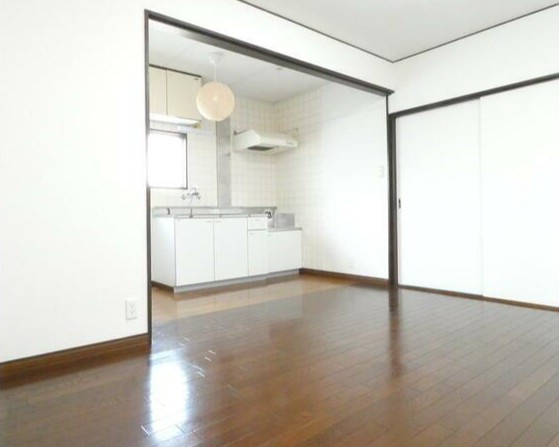 ハイツ工藤の居間・リビング