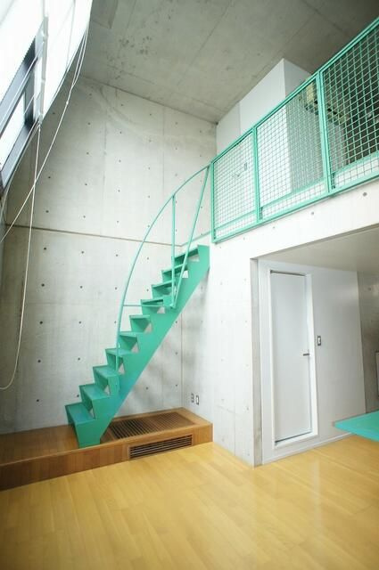 カーサハーツのロビー