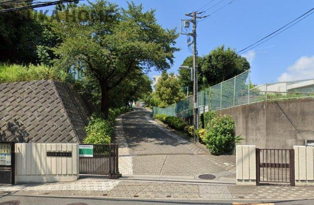 上大岡セントラルハイツB棟のその他|芹が谷中学校まで約550mです。