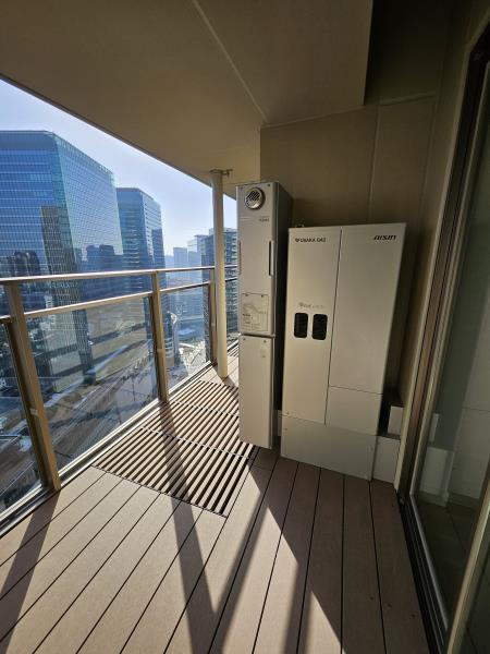 グラングリーン大阪ＴＨＥ　ＮＯＲＴＨ　ＲＥＳＩＤＥＮＣＥのバルコニー
