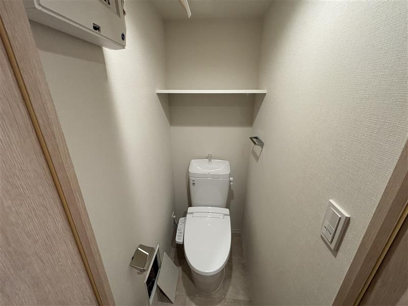 ドゥーエ新横浜のトイレ|別部屋の参考写真となります