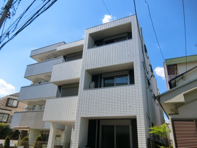 ｍｉｎａｍｉ　ｔｅｒｒａｃｅ