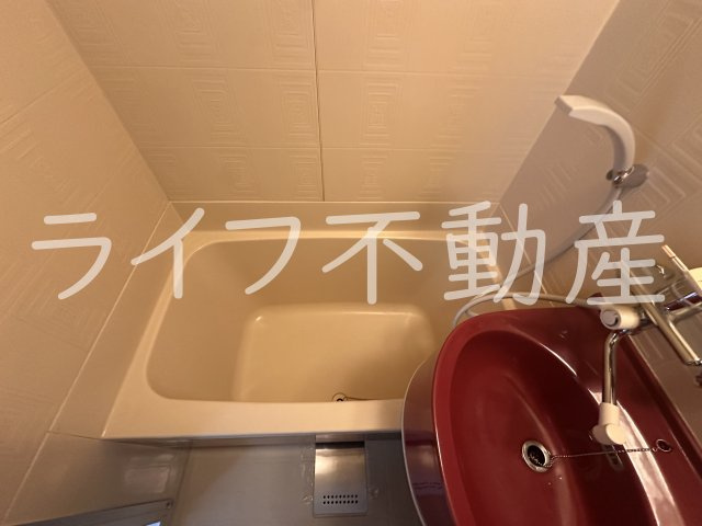 ロータリーマンション永和の浴室|きれいなお風呂です