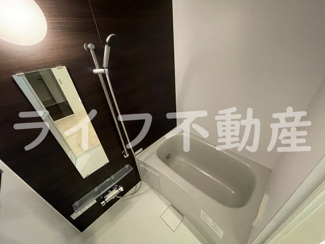 エル・ソル旭町の浴室|コンパクトで使いやすいお風呂です