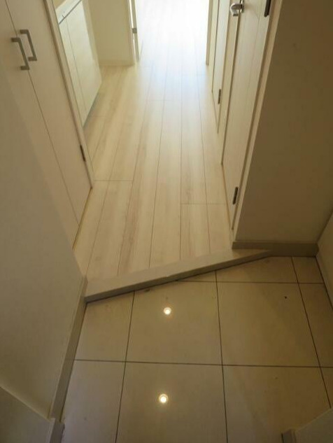 フュージョナル両国DUEの玄関