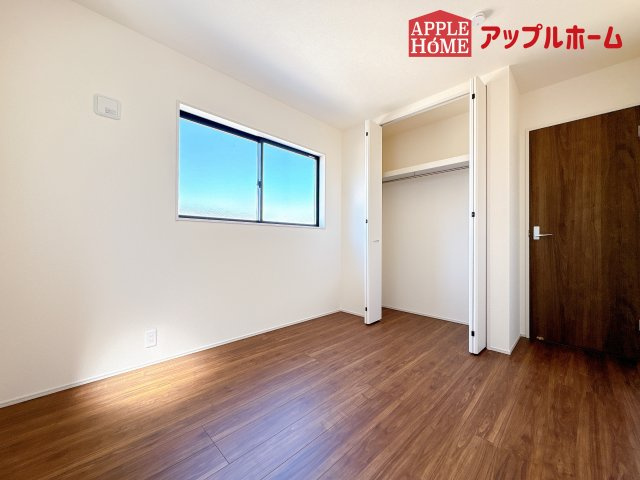 [新築住宅] 鴻巣市東 第4 全4棟の洋室|２階居室は全室収納あり！たっぷりある収納活用でお部屋もキレイを保てます♪