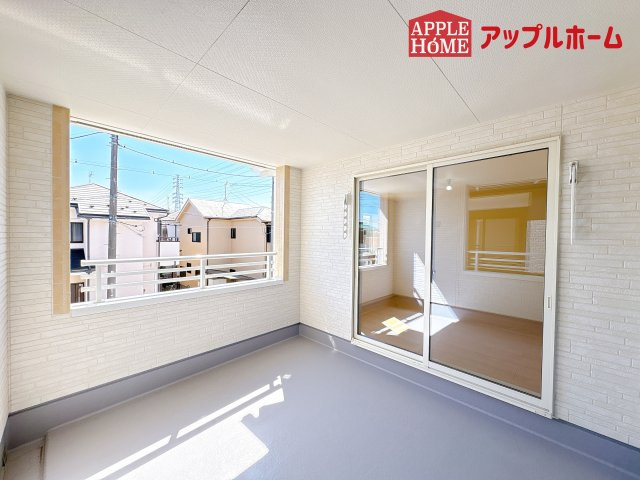 [新築住宅] 鴻巣市東 第4 全4棟のバルコニー|インナーバルコニーで突然の雨でも安心♪直射日光を防げるので、紫外線を気にせず自然の光や風を感じながら日光浴もできちゃいます♪
