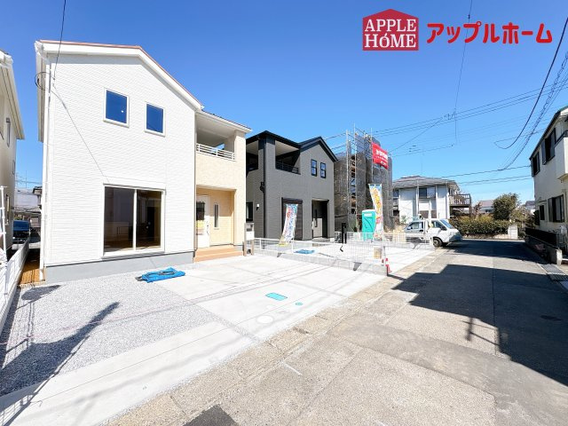 [新築住宅] 鴻巣市東 第4 全4棟の外観|資料請求、お電話でのお問合せ、いつでも丁寧に対応させていただきます！不動産業界のプロフェッショナルが集う弊社にぜひ一度ご相談ください！
